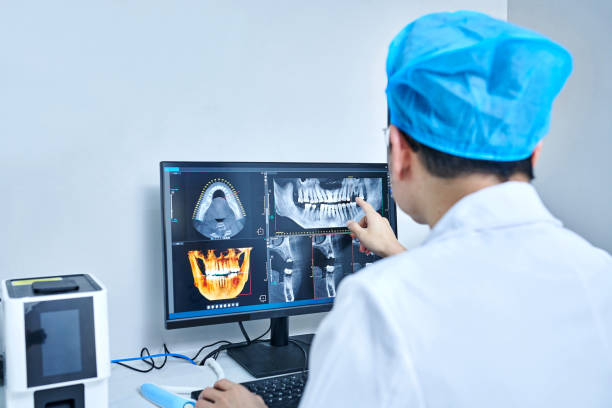 Best Emergency Tooth Extraction in Ricardo, TX